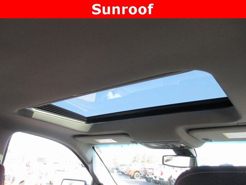 Used 2021 GMC Sierra 1500 SLT w/ SLT Premium Plus Package image 14