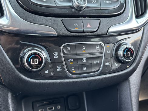 Used 2022 Chevrolet Equinox Premier w/ LPO, Cargo Package FWD image 23