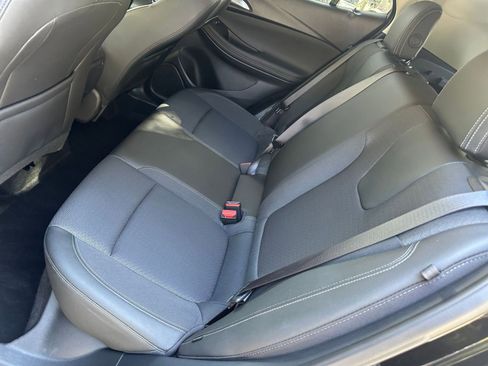 Used 2025 Buick Encore GX Preferred image 33