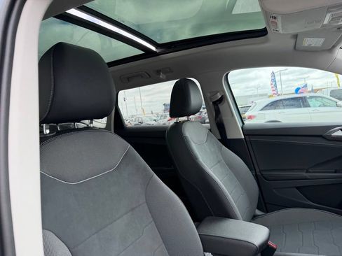 New 2026 Volkswagen Taos SE AWD/4WD image 22