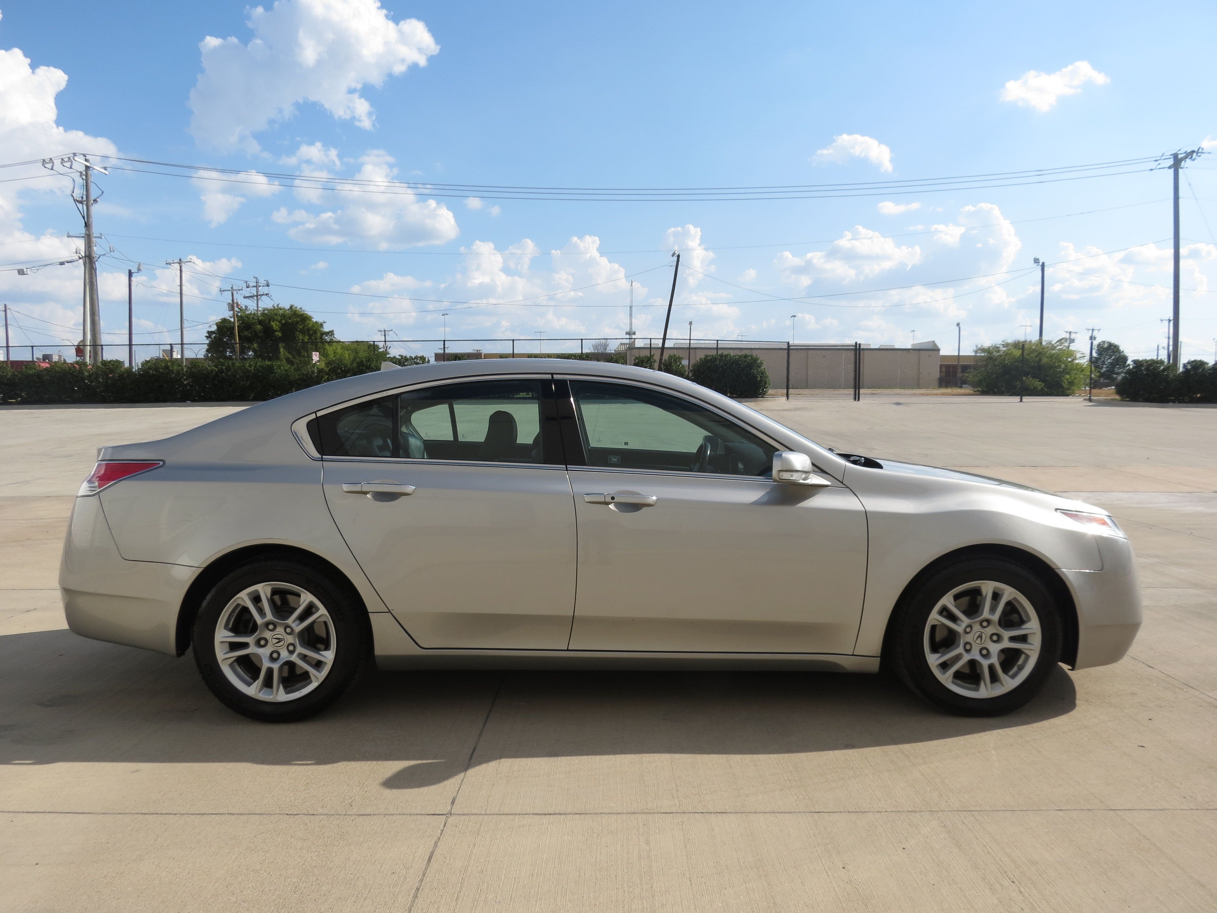 Used 2011 Acura TL w/ Technology Package FWD image 6