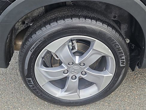 Certified 2022 Honda HR-V LX image 9