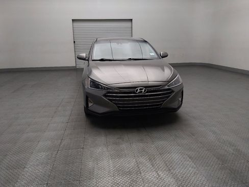 Used 2020 Hyundai Elantra SE w/ Cargo Package (C1) FWD image 14