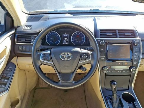 Used 2015 Toyota Camry XLE image 13