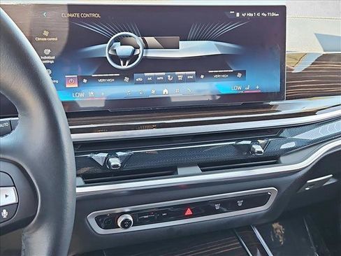 Used 2025 BMW X5 xDrive40i w/ Premium Package AWD/4WD image 15