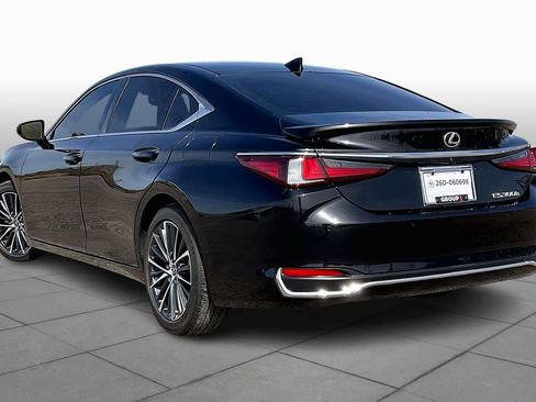 Used 2025 Lexus ES 300h w/ Premium Package image 10