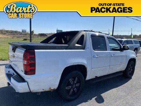 Used 2010 Chevrolet Avalanche LTZ image 6