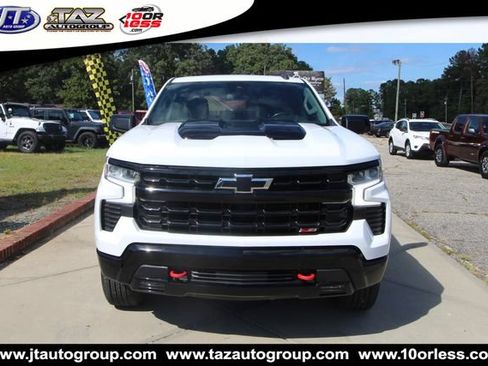 Used 2023 Chevrolet Silverado 1500 LT Trail Boss w/ Protection Package AWD/4WD image 2