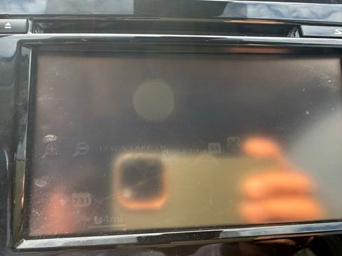 Used 2017 Nissan Rogue Sport SL w/ SL Premium Package image 19