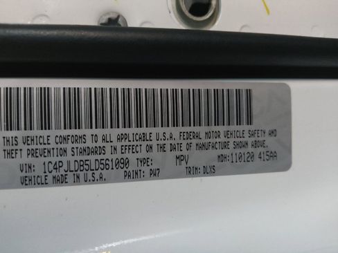 Used 2020 Jeep Cherokee Limited image 33