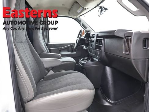 Used 2024 GMC Savana 2500 w/ Driver Convenience Package RWD image 21