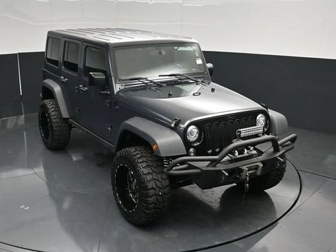 Used 2017 Jeep Wrangler Unlimited Sport AWD/4WD image 45