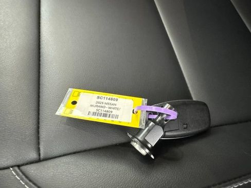 Certified 2025 Nissan Murano SL AWD/4WD image 27