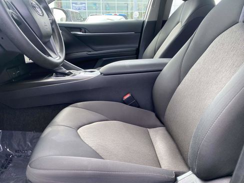 Used 2024 Toyota Camry LE image 14