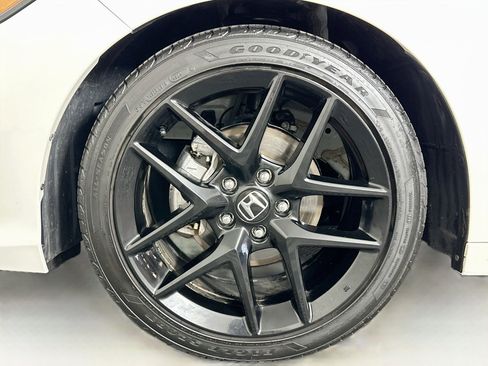 Used 2025 Honda Civic Sport image 11