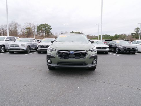 Used 2024 Subaru Crosstrek 2.5i Limited w/ Popular Package #4A image 9