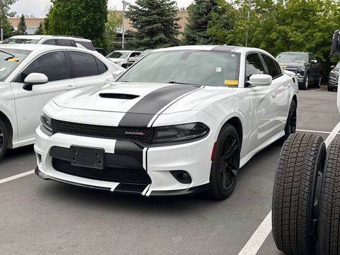 Used 2020 Dodge Charger R/T RWD image 2