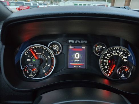 Used 2021 RAM 3500 Tradesman image 12