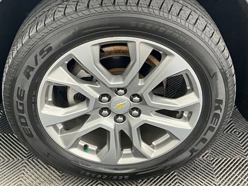 Used 2019 Chevrolet Traverse Premier w/ LPO, Cargo Package AWD/4WD image 31