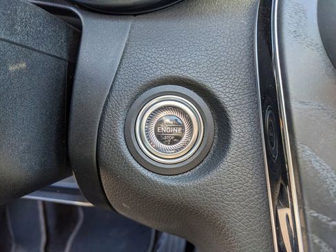 Used 2021 Mercedes-Benz C 300 Sedan image 33