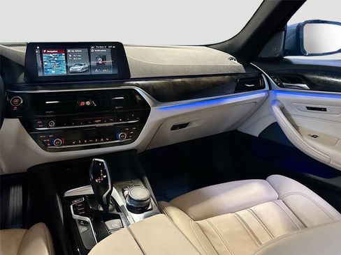 Used 2017 BMW 540i image 27