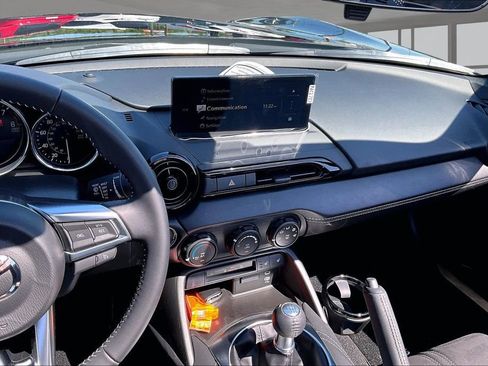 New 2026 MAZDA MX-5 Miata Club w/ Interior Package RWD image 12
