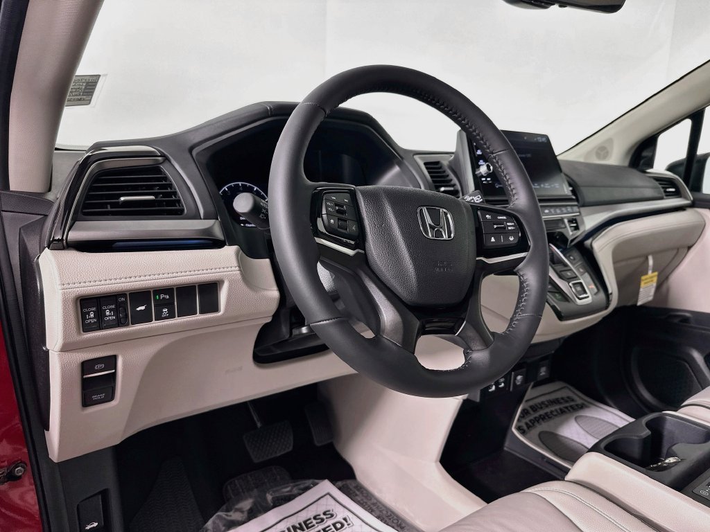 New 2027 Honda Odyssey Touring image 9