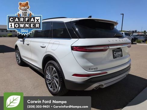 Used 2025 Lincoln Corsair Reserve w/ Equipment Group 202A AWD/4WD image 5