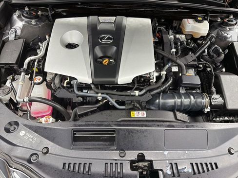 Used 2021 Lexus ES 300h w/ Premium Package image 29