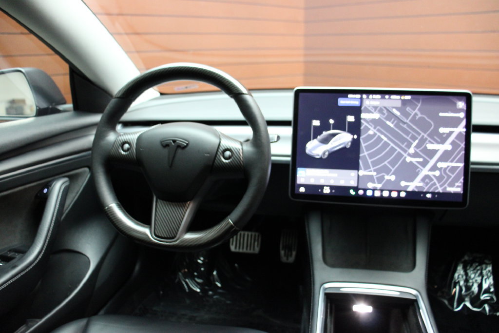 Used 2021 Tesla Model 3 Standard Range Plus RWD image 13