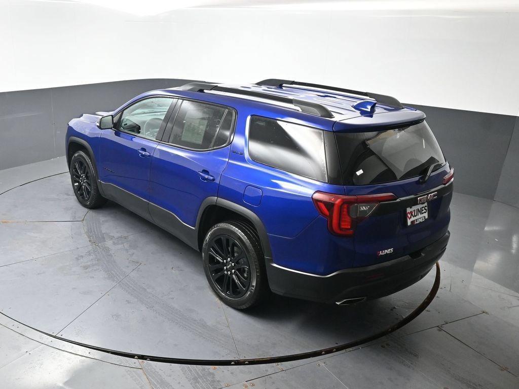 Used 2023 GMC Acadia SLE w/ Driver Convenience Package FWD image 50