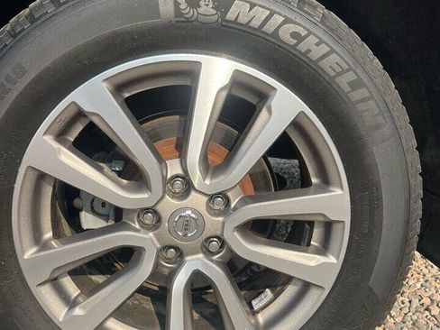 Used 2015 Nissan Pathfinder SV w/ Cargo Package image 9