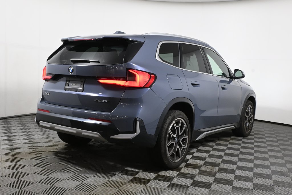 Used 2023 BMW X1 xDrive28i w/ Convenience Package AWD/4WD image 11