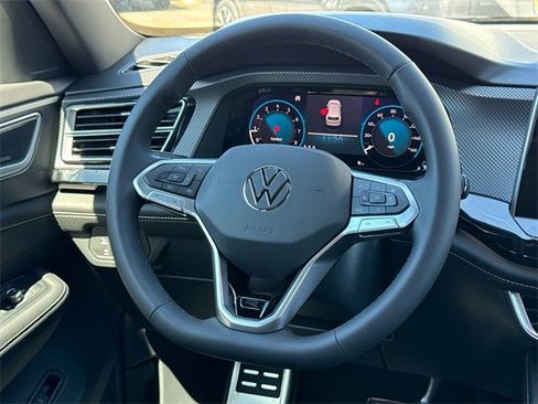 New 2026 Volkswagen Atlas Cross Sport SEL Premium R-Line image 32