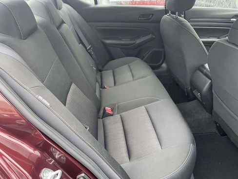 Used 2024 Nissan Altima 2.5 SV image 44