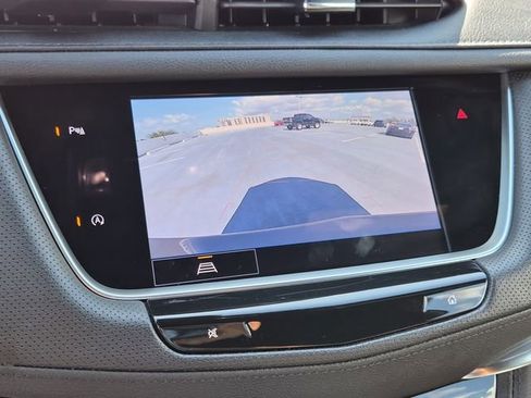 Certified 2023 Cadillac XT5 Luxury image 15