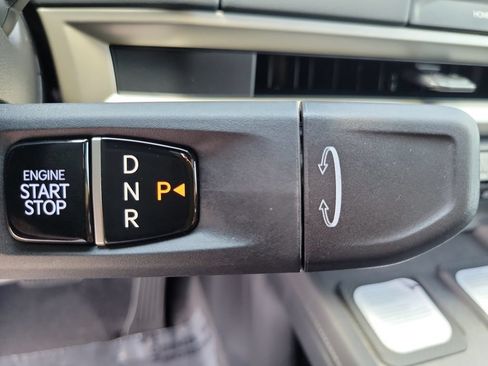 New 2027 Kia Telluride S w/ Towing Package FWD image 20