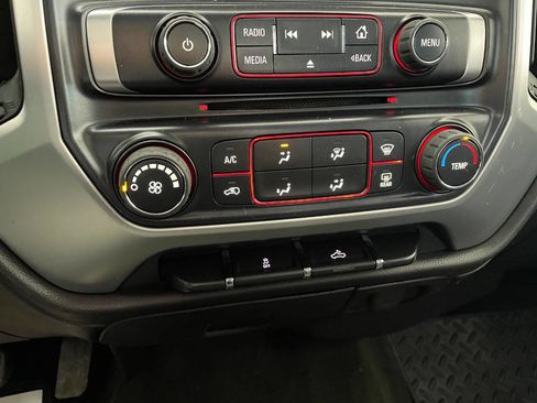 Used 2014 GMC Sierra 1500 SLE w/ SLE Preferred Package image 29