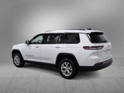 Certified 2023 Jeep Grand Cherokee L Limited image 6