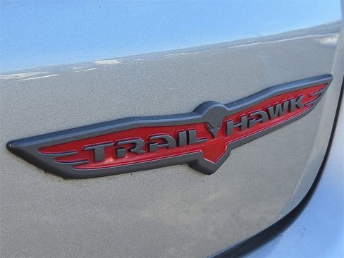 Used 2022 Jeep Compass Trailhawk w/ Trailhawk Convenience Group image 30