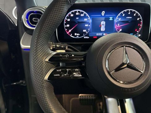 Used 2025 Mercedes-Benz GLC 300 image 14