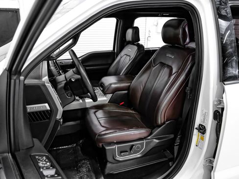 Used 2015 Ford F150 Platinum w/ Equipment Group 701A Luxury AWD/4WD image 41