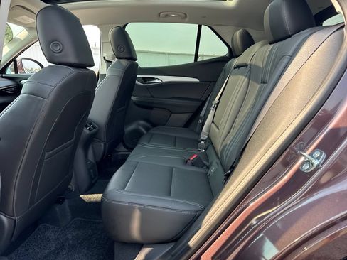 Used 2025 Buick Envision Avenir AWD/4WD image 13