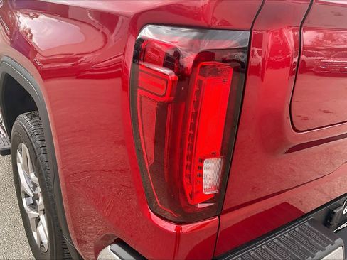 Certified 2026 GMC Sierra 1500 SLT image 51