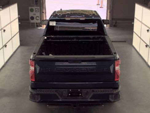 Used 2021 Chevrolet Silverado 1500 Custom w/ LPO, Dark Essentials Package AWD/4WD image 5