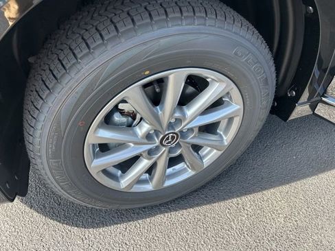 New 2025 MAZDA CX-5 AWD 2.5 S w/ Preferred Package image 11