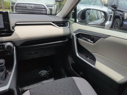 Used 2024 Toyota RAV4 XLE w/ Convenience Package FWD image 16