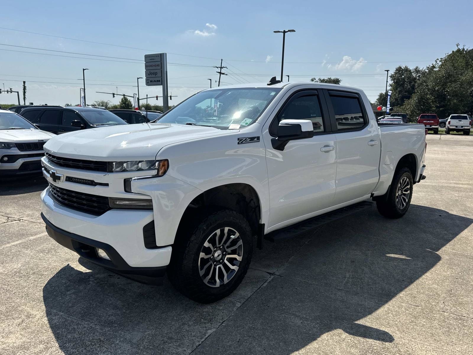 Used 2021 Chevrolet Silverado 1500 RST w/ Z71 Off-Road Package AWD/4WD image 4