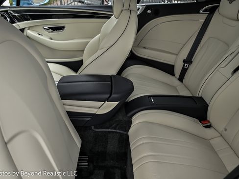 New 2026 Bentley Continental GTC image 32