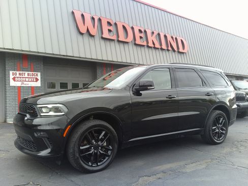 Used 2023 Dodge Durango GT image 2